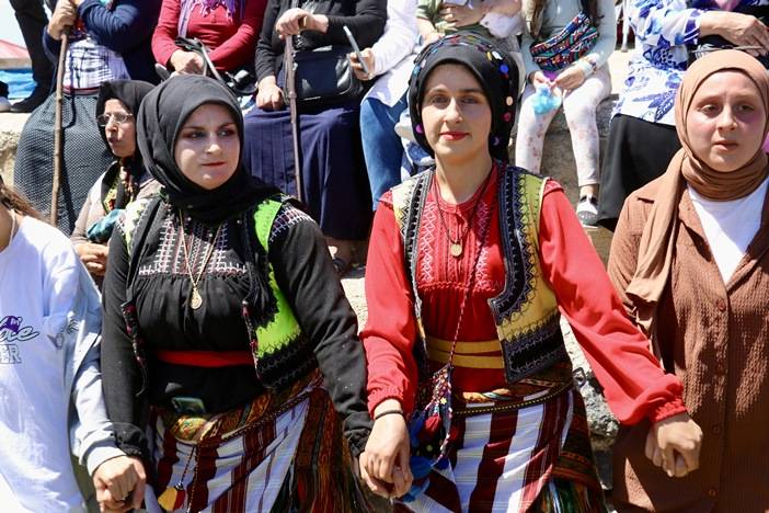 Trabzon'da Kadırga Yayla Şenliğinden renkli görüntüler 37
